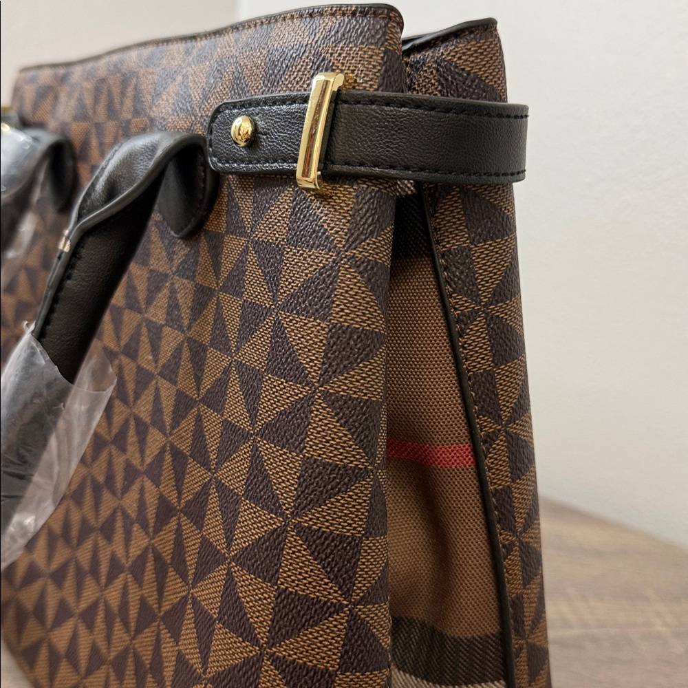 Brown Geometric Tote Bag - Picture 5 of 9